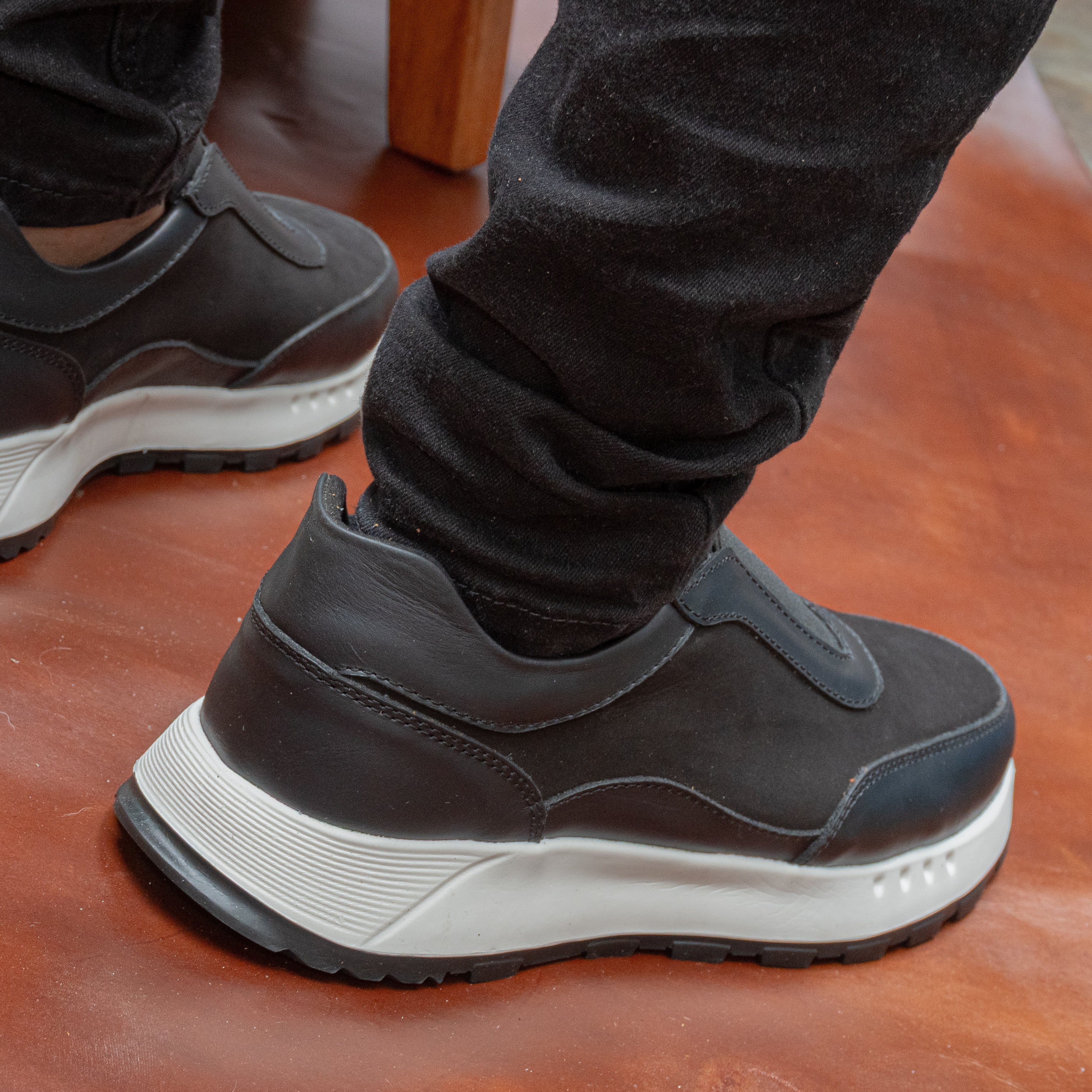 Tenis de cuero para hombre Thiago Negro