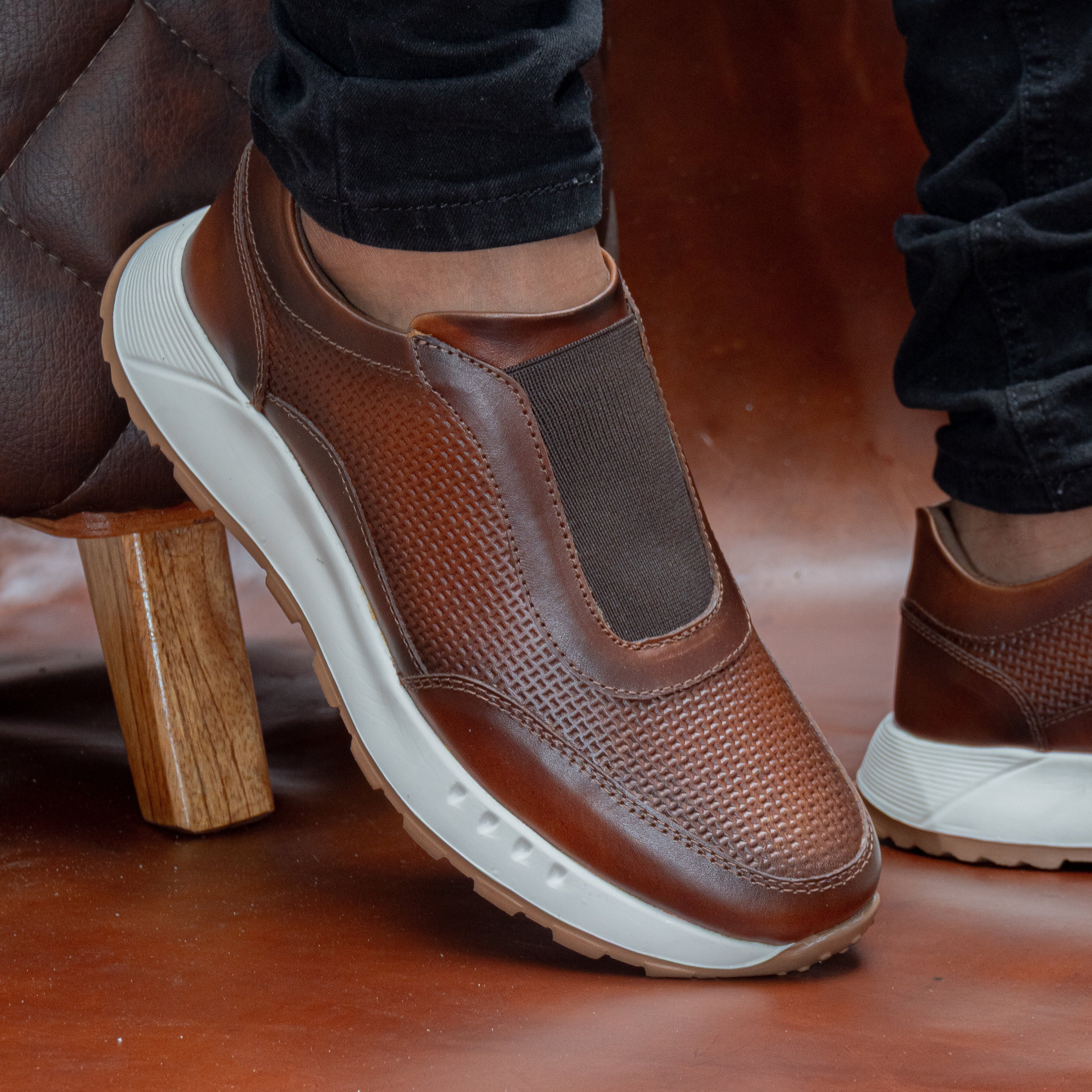 Tenis de cuero para hombre Thiago Miel